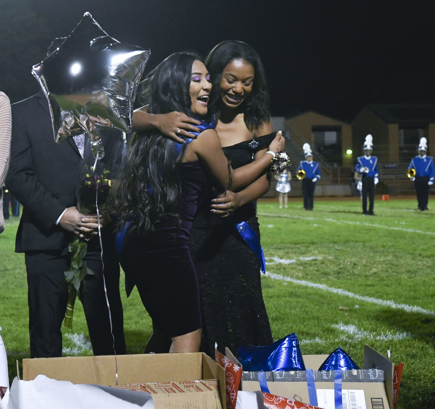 101119 Lompoc Homecoming 14.jpg